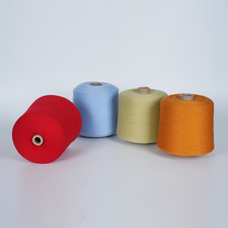 70Nm/2 90% Ull 10% Silkeblandinger Garn